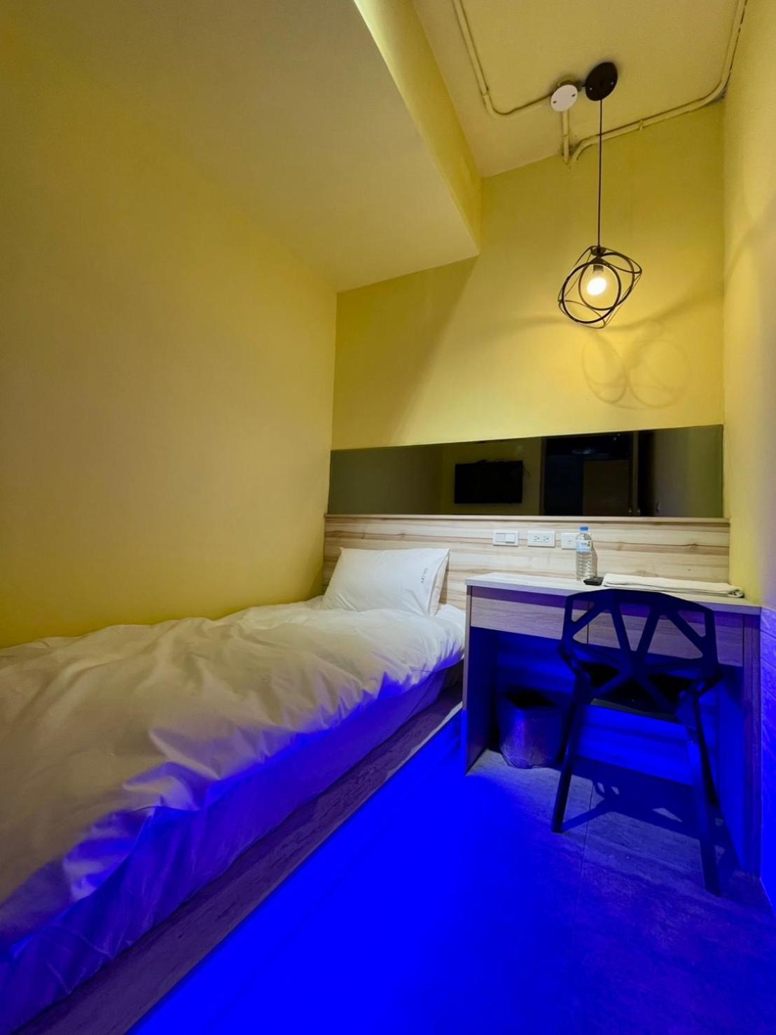Art Inn - Kaifeng ไทเป ภายนอก รูปภาพ